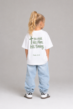 His Child. His Plan. His Timing. Kinder-T-Shirt mit Rückenprint, getragen