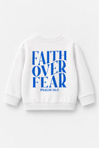 Faith over Fear Kinder-Sweater in Weiß